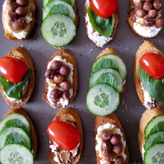 Ricotta Crostini - Recipe photo by aipheng