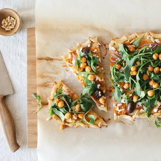 Romesco Pizza - Recipe photo by dollyandoatmeal