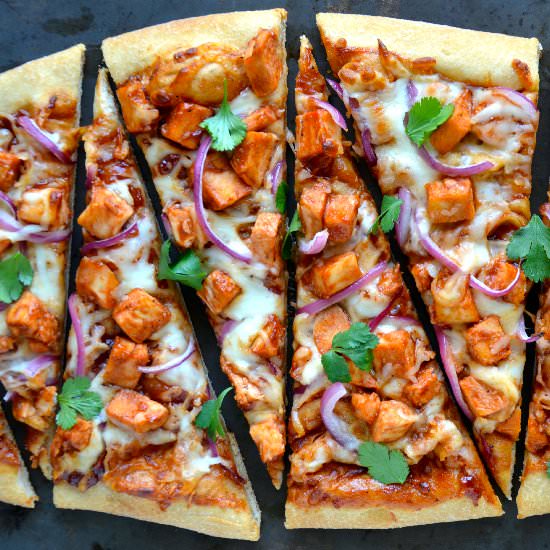 30-Minute Barbecue Chicken Pizza - Recipe photo by justataste