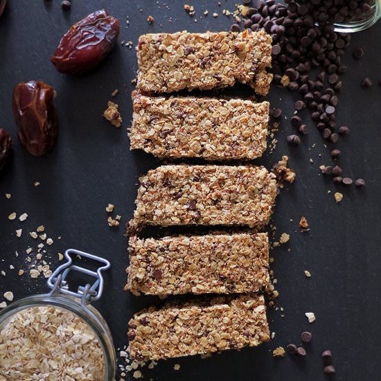 Vegan, Gluten-Free Granola Bars - Recipe photo by emmaeats@wordpress