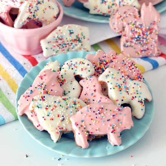 Frosted Animal Cookies - Recipe photo by beckysuebakes