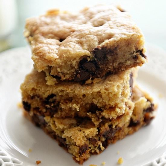 Chocolate Chip Cookie Bars - Recipe photo by DineandDish