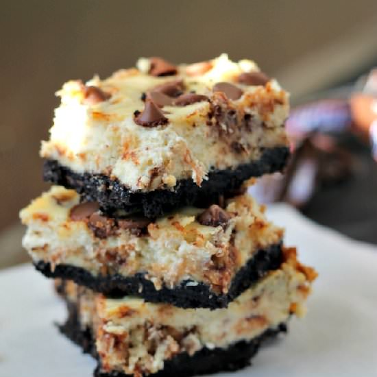 Snickers Cheesecake Bars - Recipe photo by DomesticSuperhero