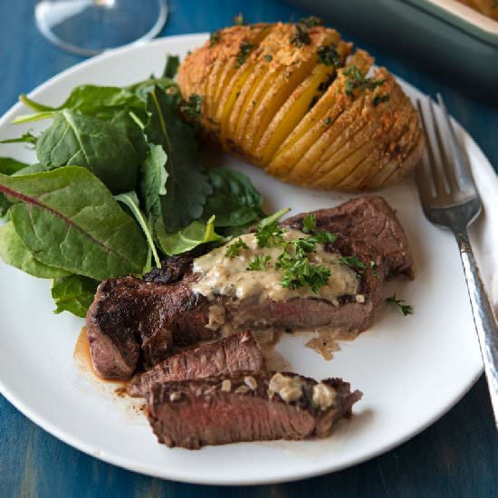 Valentine's: Steak & Potatoes - Recipe photo by garlicmysoul