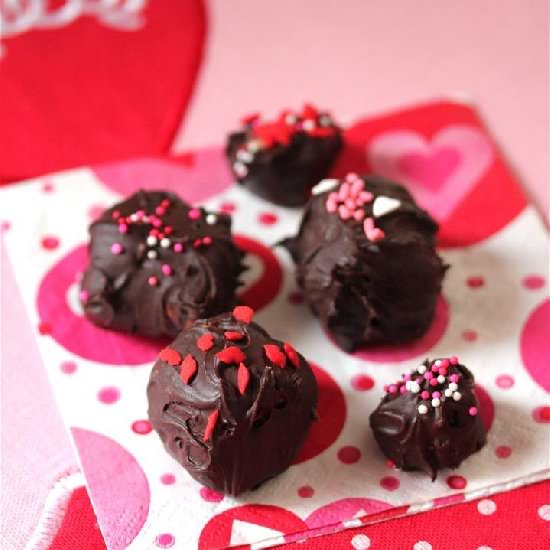 Chocolate Covered Marshmallows - Recipe photo by cicirose