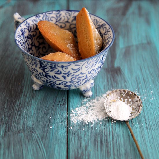 Lemon Madeleines - Recipe photo by openbook