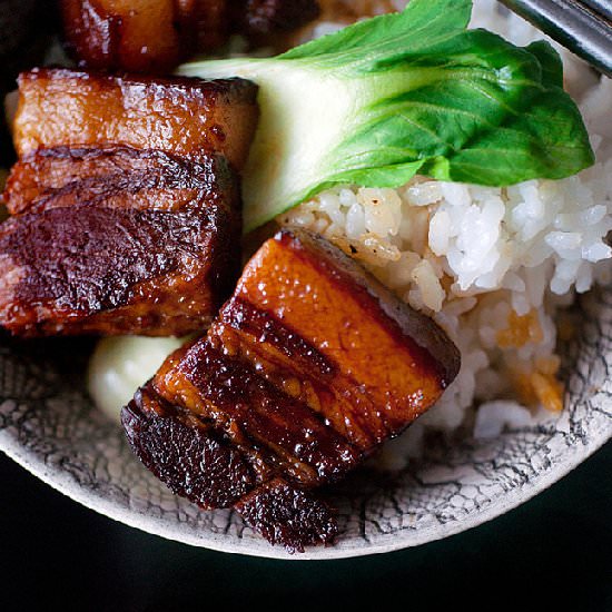 Red Braised Pork Belly - Recipe photo by onetwosimplecooking