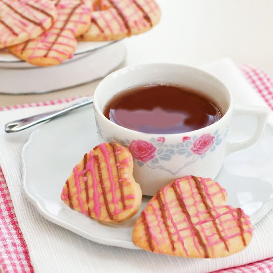 Pretty Iced Valentine's Cookies - Recipe photo by nancy baggett-kitchenlane
