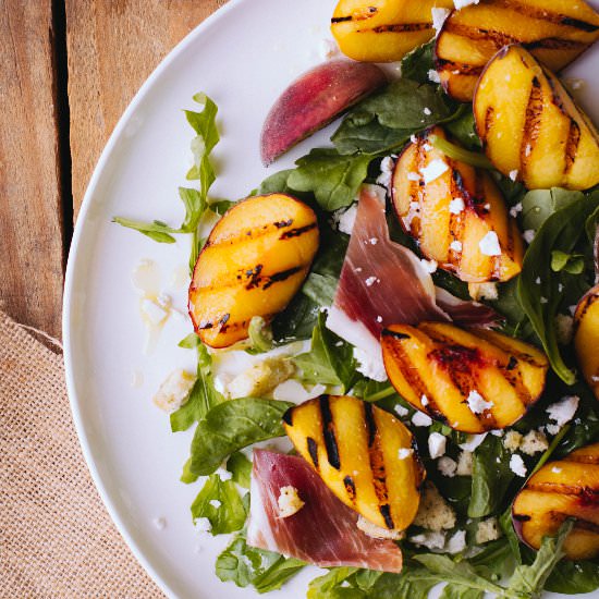 Grilled Peach and Rocket - Recipe photo by Inspiredfood