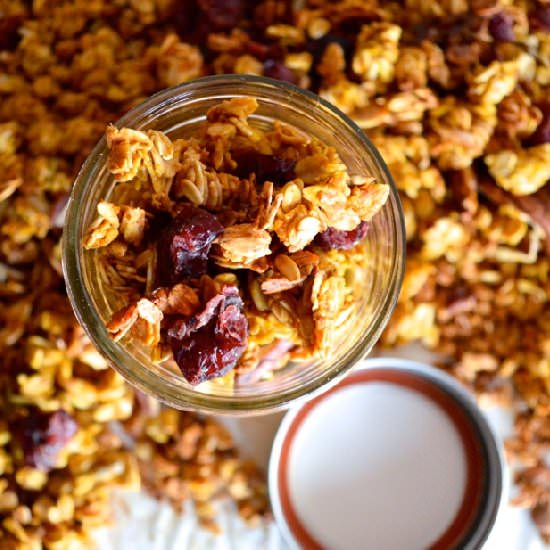 Pumpkin Granola - Recipe photo by thewoksoflife