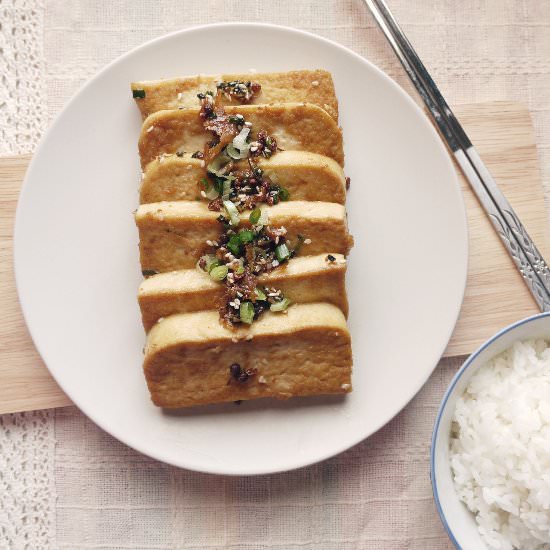Szechuan Peppercorns Braised Tofu - Recipe photo by monoandco