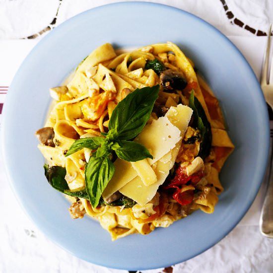 Fettuccine with Salted Duck Egg - Recipe photo by padaek