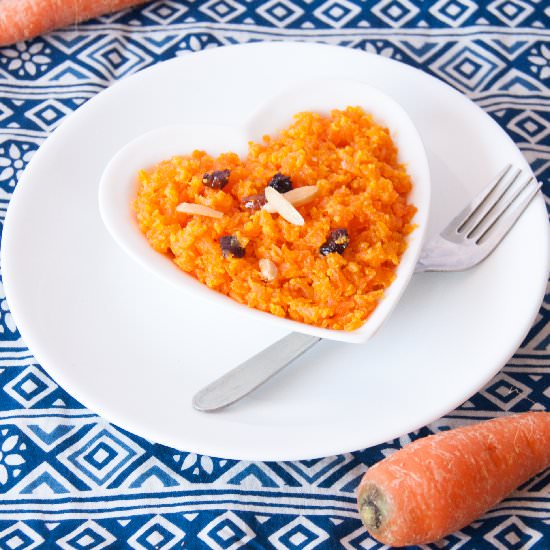 Carrot Halwa - Recipe photo by Salma Navin
