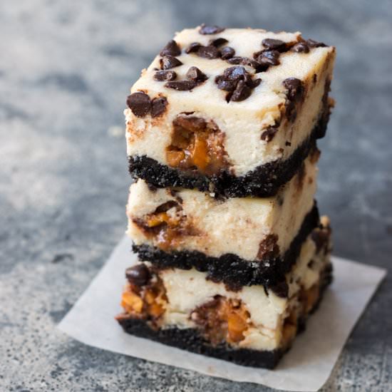 Snickers Cheesecake Bars - Recipe photo by pretty simple sweet