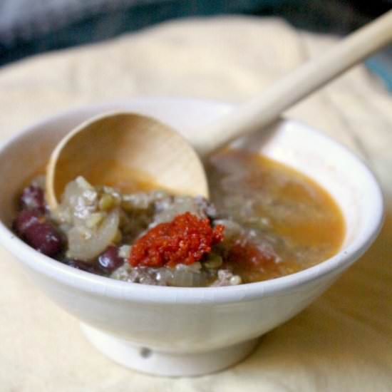 Moroccan Spiked Harissa Chili - Recipe photo by marocmama
