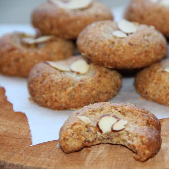 Almond & Orange Macaroons - Recipe photo by littleandloved
