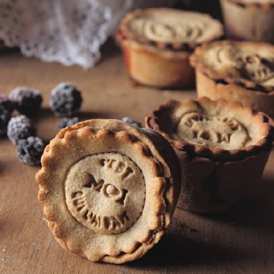 Buckwheat Mini Pies with Blackberry - Recipe photo by craftmarmalade