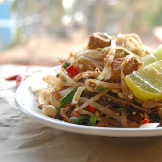 Vegetarian Pad Thai - Recipe photo by naivecookcooks