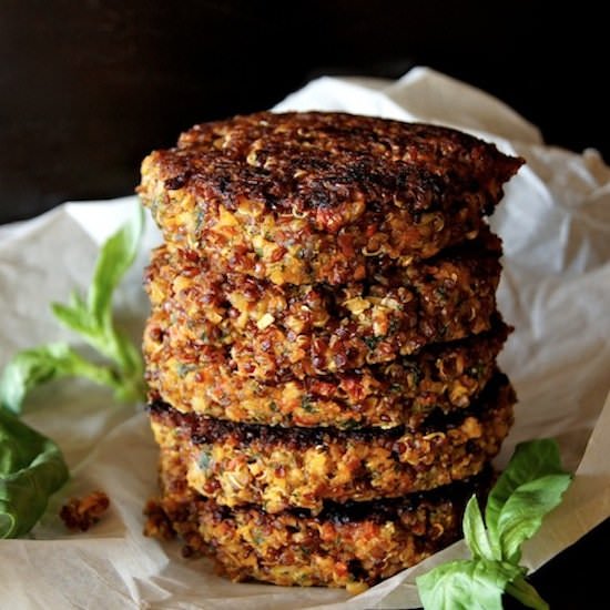 Red Quinoa Almond-Tomato Burgers - Recipe photo by cookingontheweekends