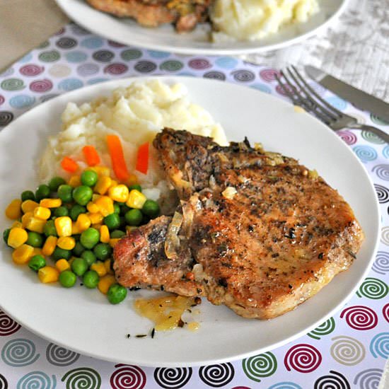 Tender Sage-Rubbed Pork Chops - Recipe photo by alenatrs