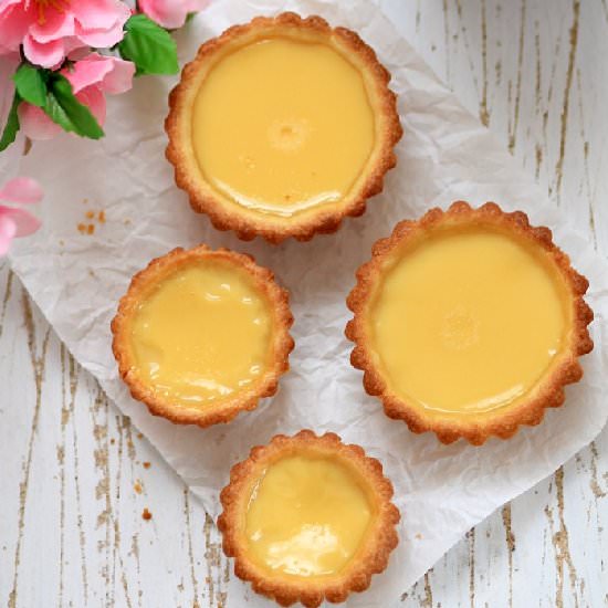 Hong Kong Style Egg Tarts - Recipe photo by mybarecupboard