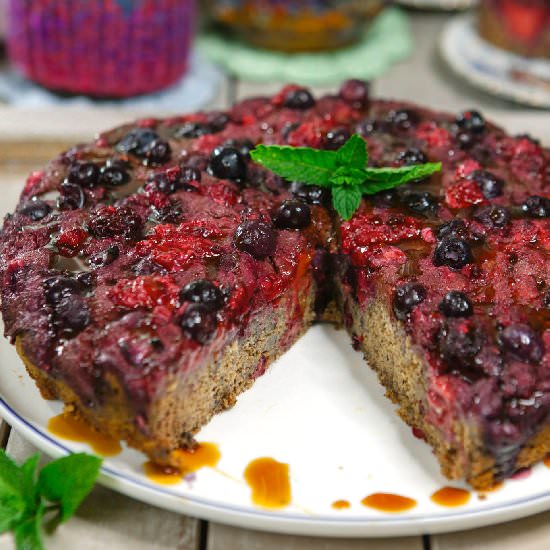 Upside Down Berry Cake - Recipe photo by nicolemaree