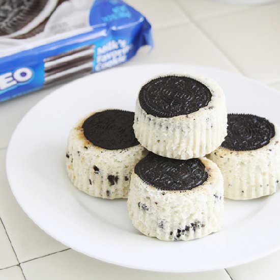 Mini Cookies n' Cream Cheesecakes - Recipe photo by Please Note