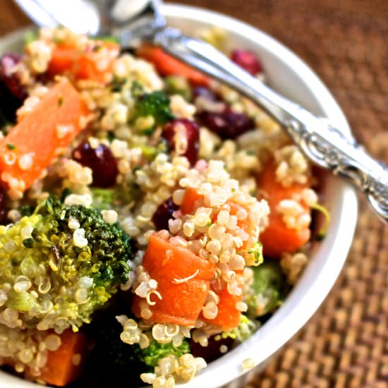 Detox Quinoa Salad - Recipe photo by a hungry soul