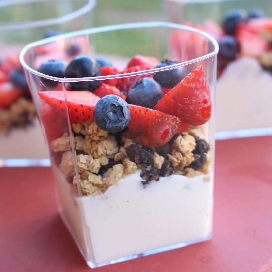 Mini Yogurt Parfaits - Recipe photo by a hungry soul
