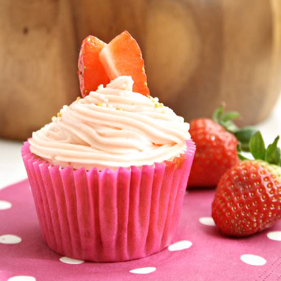 Cupcakes - Recipe photo by RosettaLeht