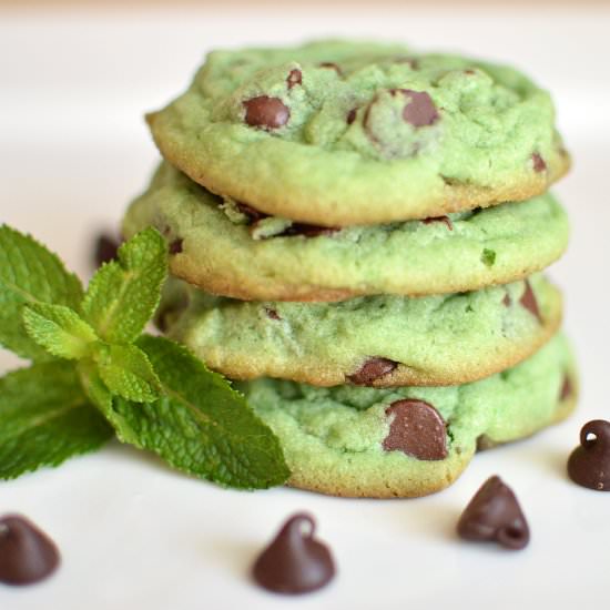 Mint Chocolate Chip Cookies - Recipe photo by peoniesandprettythings