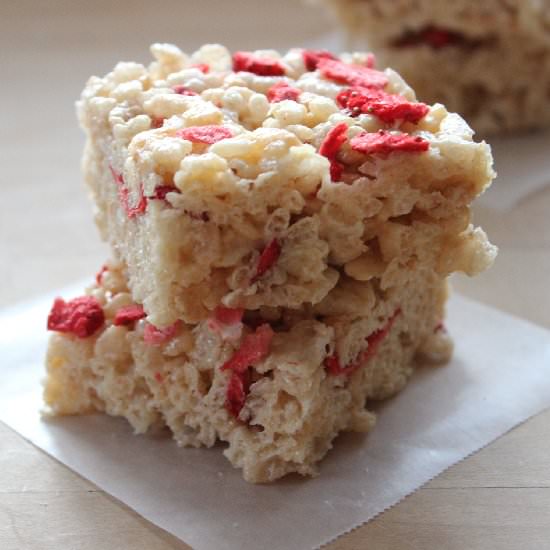 Strawberry Cheesecake Cereal Treat - Recipe photo by 360familynutrition