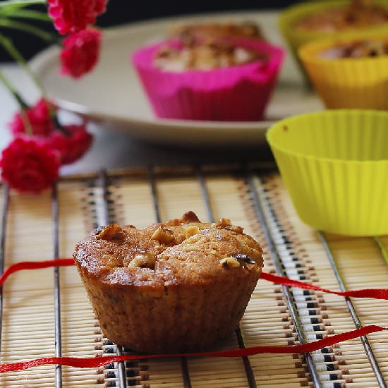 Eggless Apple and Dates Muffins - Recipe photo by Akila