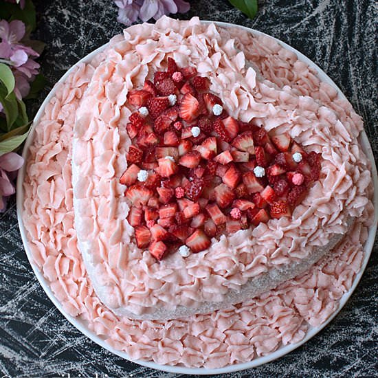 Pink velvet cake - Recipe photo by Cakewhiz
