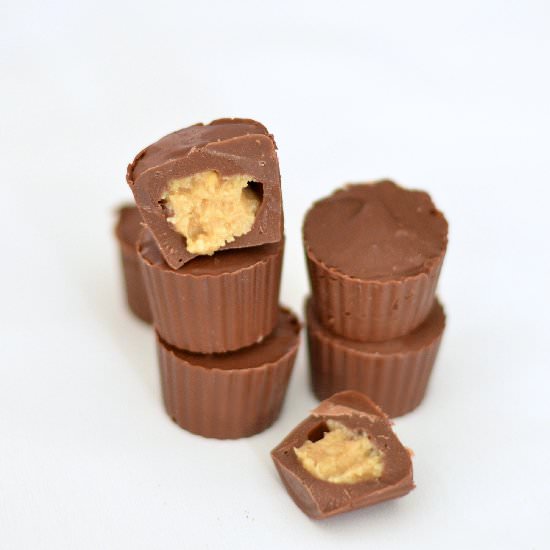 Mini Peanut Butter Cups - Recipe photo by thecrazykitchen