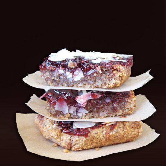 Raspberry Almond Squares - Recipe photo by Audrey @ Unconventional Baker