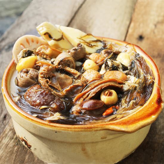 Buddha Jump Over The Wall Soup - Recipe photo by Dentist Chef
