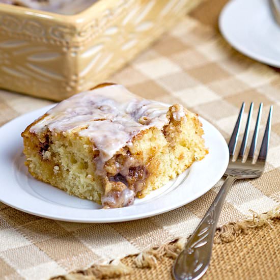 Cinnamon Roll Cake - Recipe photo by The Midnight Baker