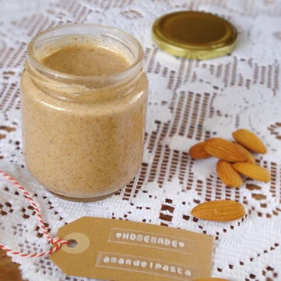 One-Ingredient Almond Butter - Recipe photo by PerfectHousewife2b