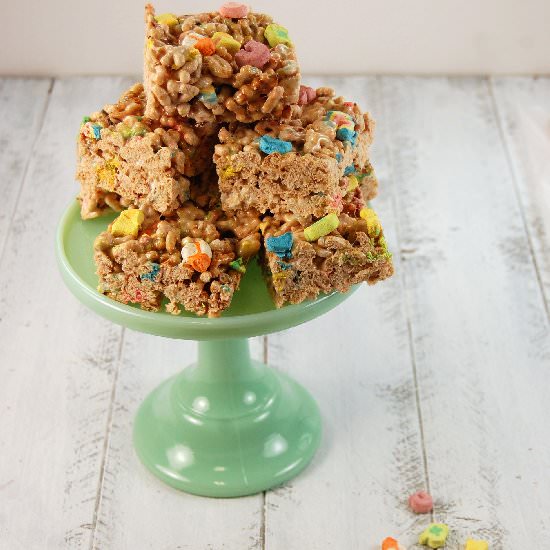 Lucky Charms Treats - Recipe photo by MargaritasInTheRain