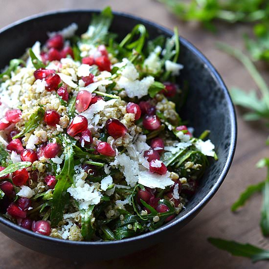 Summer Salad with Pesto - Recipe photo by twinfood
