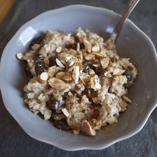 Cinnamon Raisin Crunch Oatmeal - Recipe photo by kiwiandpeach