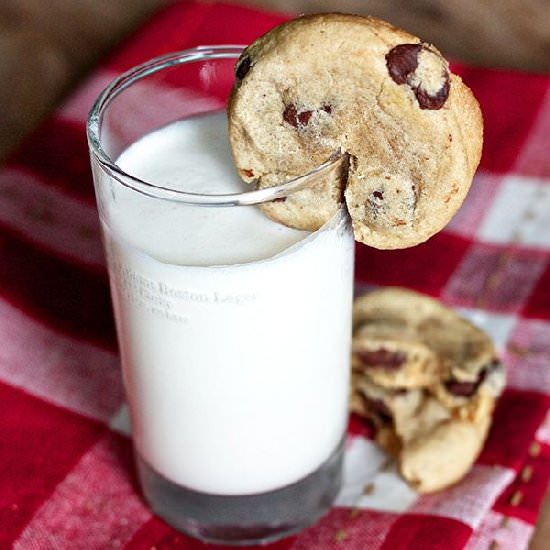 Super Soft Chocolate Chip Cookies - Recipe photo by ericasweettooth