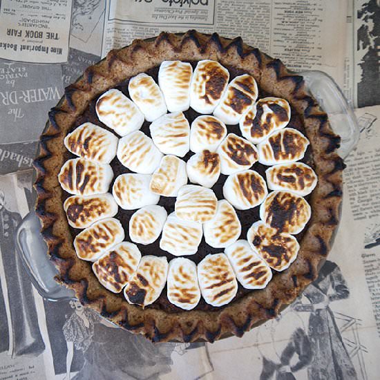 Gluten-Free Vegan Smore's Pie - Recipe photo by Audrey @ Unconventional Baker