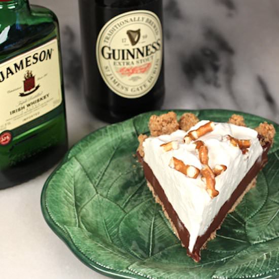 Chocolate Stout Pudding Pie - Recipe photo by bakepedia