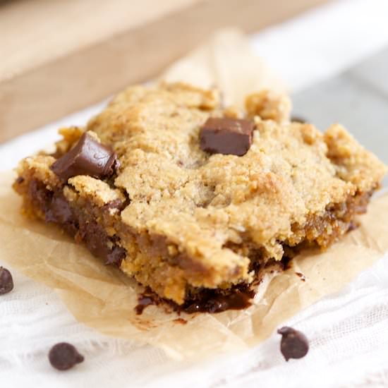 Chocolate Chunk Cookie Bars - Recipe photo by Get Inspired Everyday