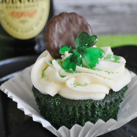 Guinness & Irish Cream Cupcakes - Recipe photo by momendeavors
