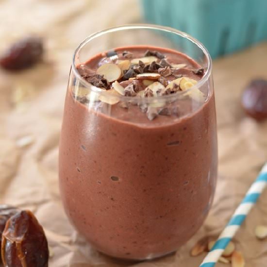Chocolate Berry Almond Smoothie - Recipe photo by coffeeandquinoa