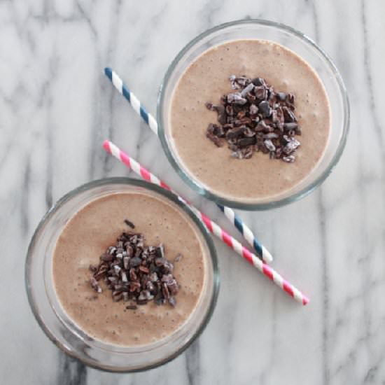 Chocolate Mint Protein Smoothie - Recipe photo by kneadtocook