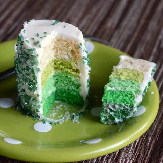 St Patrick's Day Ombre Cakes - Recipe photo by bakingbites